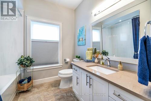 27 Milner Court, Kawartha Lakes (Lindsay), ON - Indoor Photo Showing Bathroom