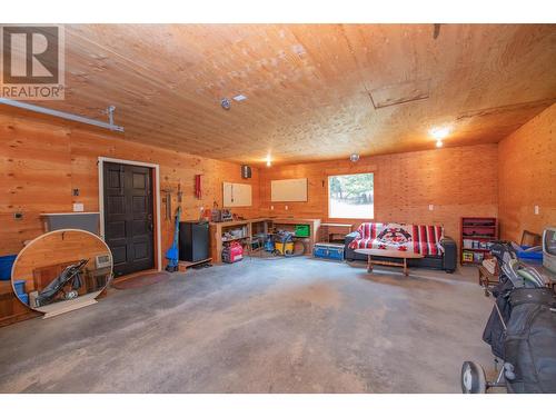 65 Pine Road, Cherryville, BC - Indoor Photo Showing Garage