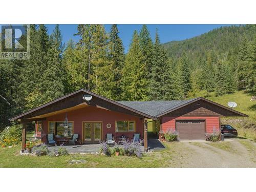 65 Pine Road, Cherryville, BC - Outdoor