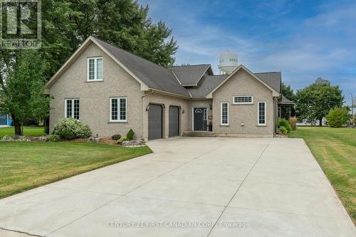 66 Lorne Avenue, Bluewater (Hensall), ON - Outdoor With Facade