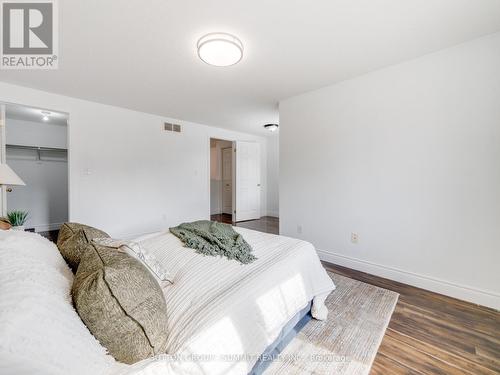 90 Donnenwerth Drive, Kitchener, ON - Indoor Photo Showing Bedroom