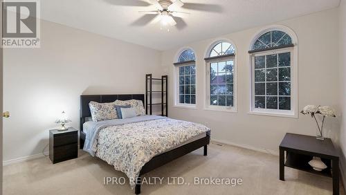 6552 Aston Martin Mews, Mississauga, ON - Indoor Photo Showing Bedroom