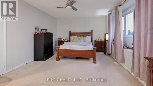 6552 Aston Martin Mews, Mississauga, ON - Indoor Photo Showing Bedroom