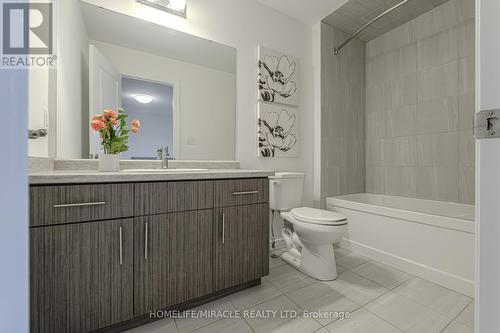 27 Mclaren Avenue, Brantford, ON - Indoor Photo Showing Bathroom