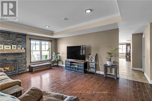 6131 Huron Street, South Glengarry, ON - Indoor Photo Showing Living Room With Fireplace