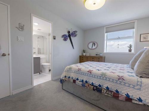 1309 405 Waverley Street, Thunder Bay, ON - Indoor Photo Showing Bedroom