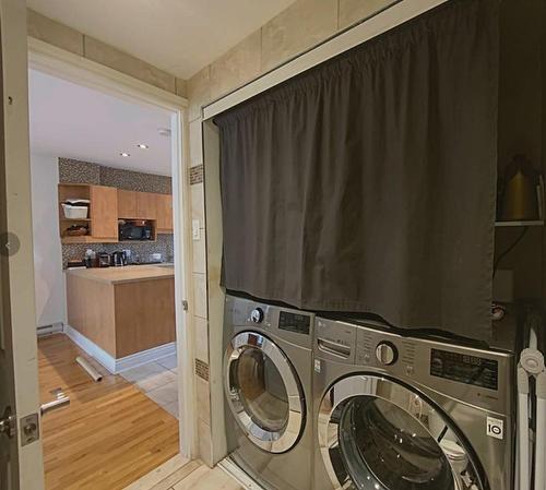 Bathroom - 6556  - 6558 Boul. Monk, Montréal (Le Sud-Ouest), QC - Indoor Photo Showing Laundry Room