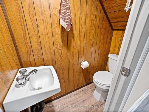 316910 Highway 6, Chatsworth, ON - Indoor Photo Showing Bathroom