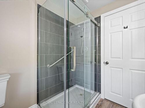 316910 Highway 6, Chatsworth, ON - Indoor Photo Showing Bathroom