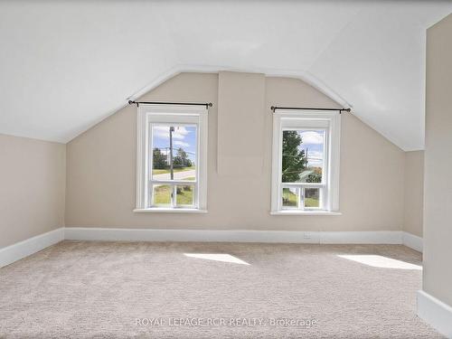 316910 Highway 6, Chatsworth, ON - Indoor Photo Showing Other Room