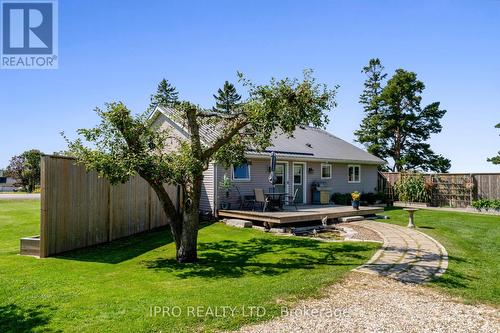 19479 Hurontario Street, Caledon, ON - Outdoor With Deck Patio Veranda With Backyard