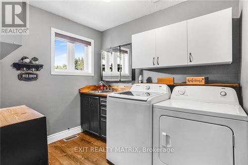 1574 Sandy Hill Road, Champlain, ON - Indoor Photo Showing Laundry Room