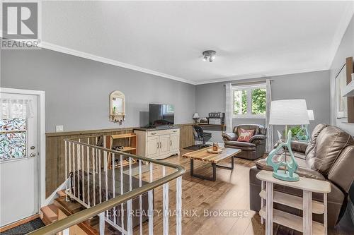 1574 Sandy Hill Road, Champlain, ON - Indoor Photo Showing Other Room