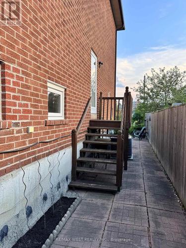 23 John Lindsay Court, Toronto (Glenfield-Jane Heights), ON 