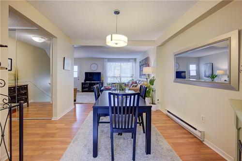 95 Fonthill Road|Unit #4, Hamilton, ON - Indoor Photo Showing Dining Room