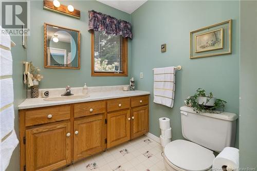 15 Liberty Crescent, Moncton, NB - Indoor Photo Showing Bathroom