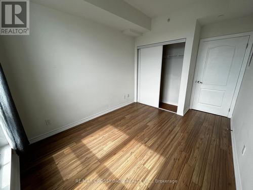 911 - 8323 Kennedy Road, Markham (Village Green-South Unionville), ON - Indoor Photo Showing Other Room