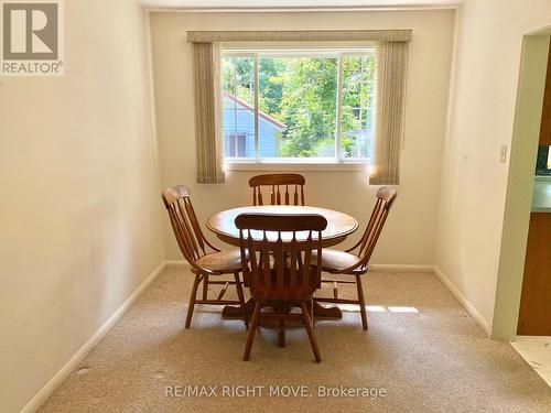 803 Hugel Avenue, Midland, ON - Indoor Photo Showing Dining Room