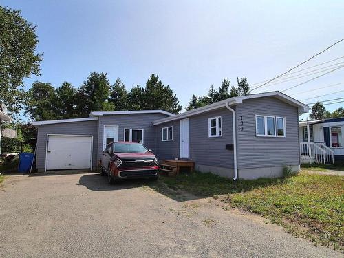 Frontage - 98  - 102 Rue Dorion, Val-D'Or, QC - Outdoor