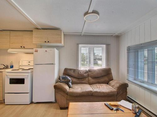 Overall view - 98  - 102 Rue Dorion, Val-D'Or, QC - Indoor Photo Showing Kitchen