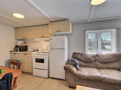 Vue d'ensemble - 98  - 102 Rue Dorion, Val-D'Or, QC - Indoor Photo Showing Kitchen