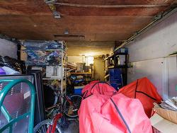 Garage - 