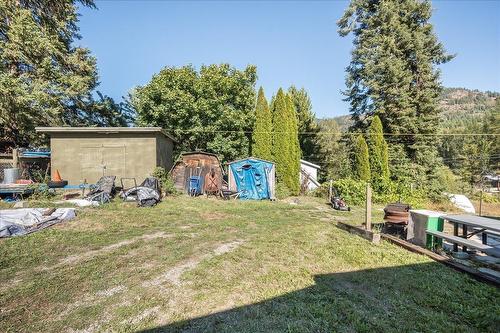 1955 Eastview Street, Fruitvale, BC - Outdoor