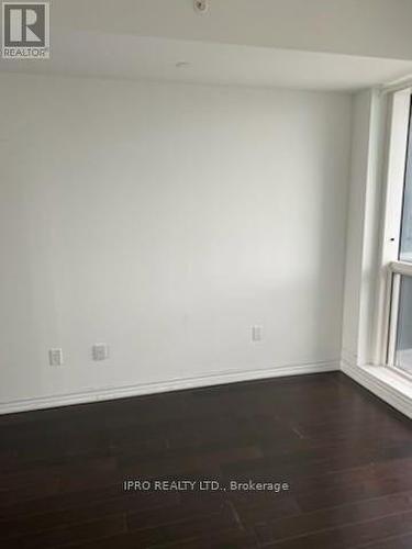 3716 - 386 Yonge Street, Toronto, ON - Indoor Photo Showing Other Room