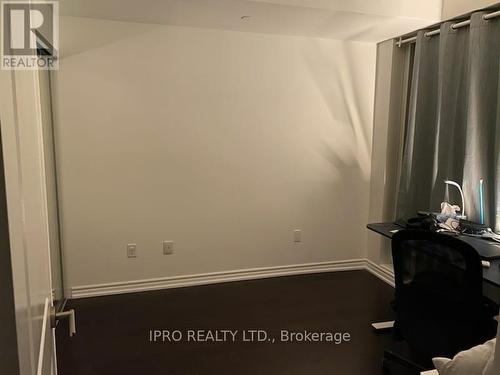 3716 - 386 Yonge Street, Toronto, ON - Indoor Photo Showing Other Room