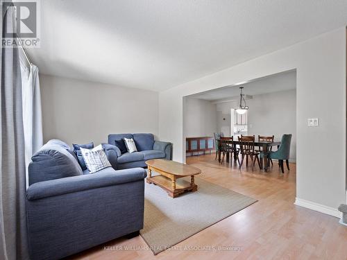 49 - 3665 Flamewood Drive, Mississauga (Applewood), ON - Indoor Photo Showing Living Room