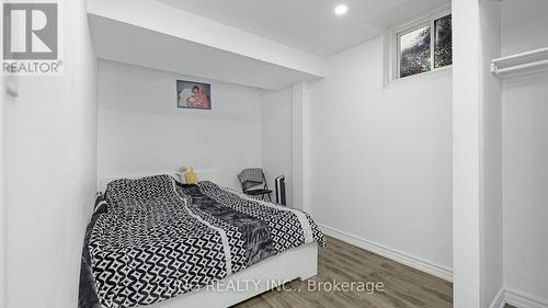 25 Redcastle Street, Brampton (Fletcher'S Meadow), ON - Indoor Photo Showing Bedroom