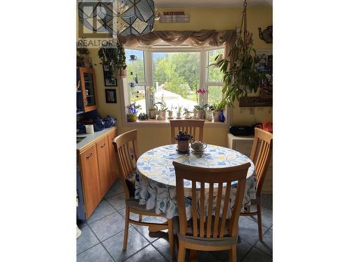 3611 Cottonwood Crescent, Terrace, BC - Indoor Photo Showing Dining Room