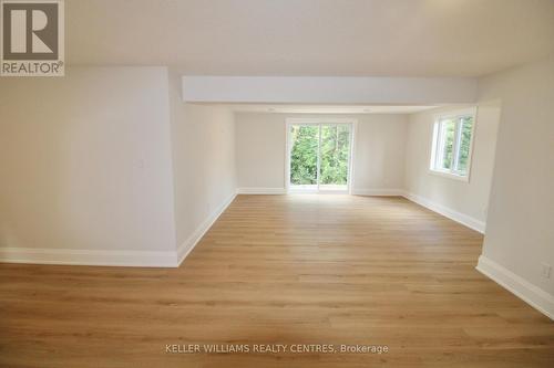 694 17Th Street Crescent, Hanover, ON - Indoor Photo Showing Other Room