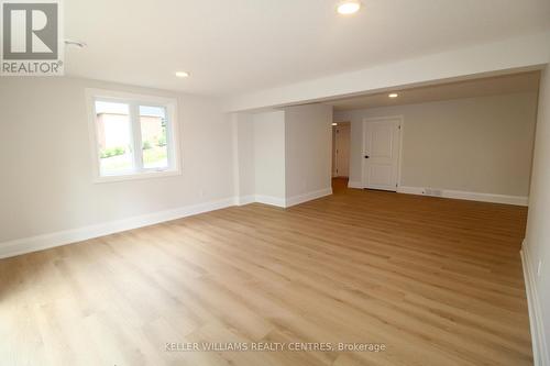 694 17Th Street Crescent, Hanover, ON - Indoor Photo Showing Other Room