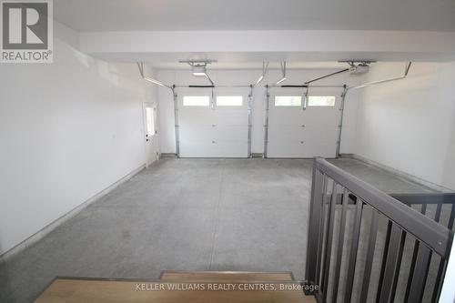 694 17Th Street Crescent, Hanover, ON - Indoor Photo Showing Garage