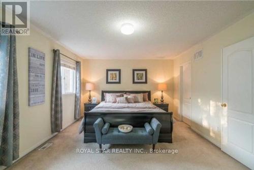 2439 Bankside Drive W, Mississauga, ON - Indoor Photo Showing Bedroom