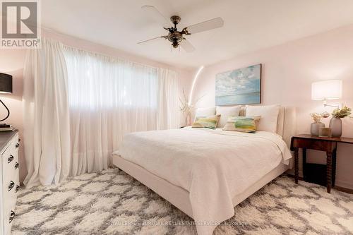 124 Ulster Drive, Oakville, ON - Indoor Photo Showing Bedroom