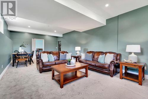 7 Gavin Drive, Hamilton (Freelton), ON - Indoor Photo Showing Living Room