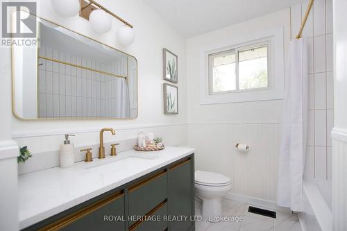 689 Cedarvale Crescent, Smith-Ennismore-Lakefield, ON - Indoor Photo Showing Bathroom