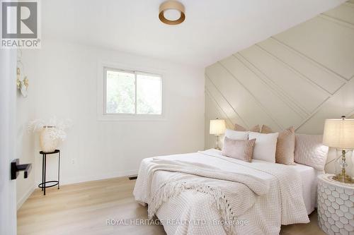 689 Cedarvale Crescent, Smith-Ennismore-Lakefield, ON - Indoor Photo Showing Bedroom