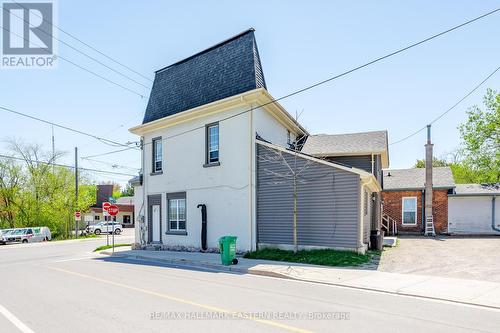 865-867 Water Street, Peterborough (Northcrest), ON 