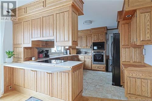 11 Deerwood Drive, Fredericton, NB - Indoor Photo Showing Kitchen