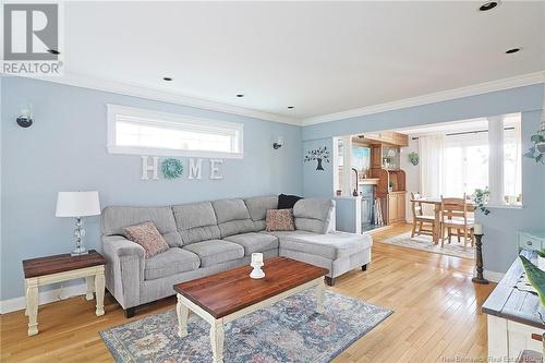 11 Deerwood Drive, Fredericton, NB - Indoor Photo Showing Living Room