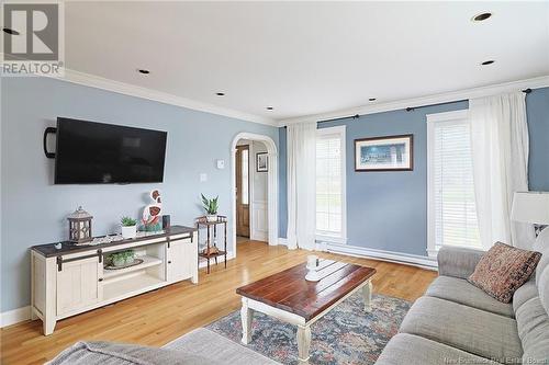 11 Deerwood Drive, Fredericton, NB - Indoor Photo Showing Living Room