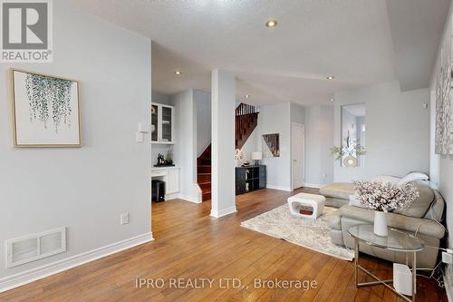 7447 Saint Barbara Boulevard, Mississauga (Meadowvale Village), ON - Indoor