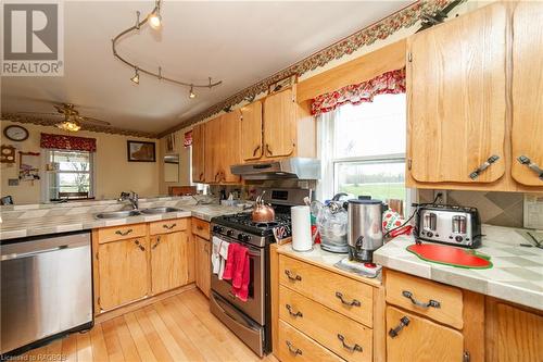 138268 Grey Road 112, Meaford (Municipality), ON - Indoor Photo Showing Kitchen With Double Sink