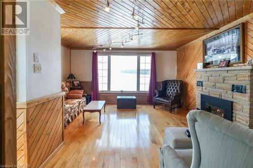 138268 Grey Road 112, Meaford (Municipality), ON - Indoor Photo Showing Living Room With Fireplace