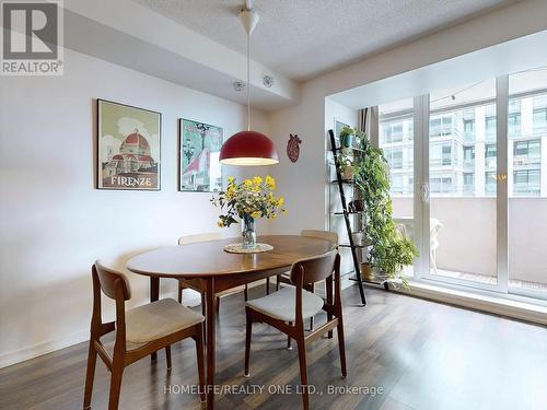 510 - 20 Joe Shuster Way, Toronto (Niagara), ON - Indoor Photo Showing Dining Room