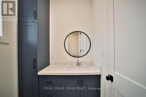 423 Friendship Avenue, Toronto (Rouge), ON - Indoor Photo Showing Bathroom