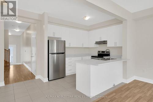 285 Atkinson Street, Clearview (Stayner), ON - Indoor Photo Showing Kitchen